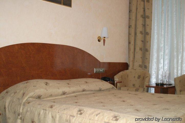 Hotel Carpati Baia Mare Room photo